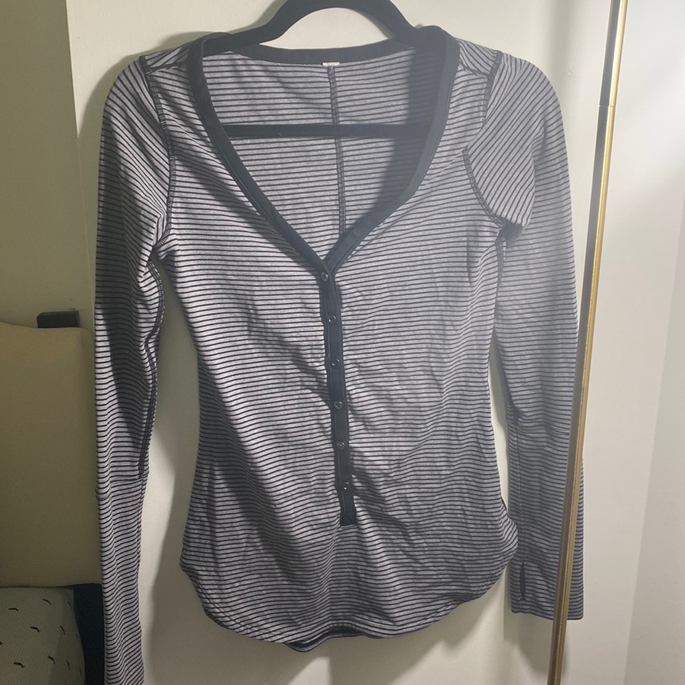vintage lululemon long sleeve striped Hensley sz 4